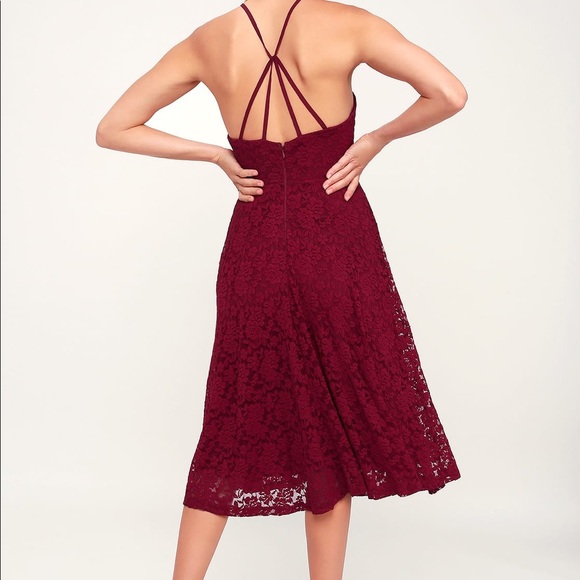 🎉FINAL MARK DOWN Lulu’s BURGUNDY RED LACE MIDI ❤️ - Picture 4 of 5
